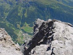 Click to see big picture (1024x768 pixels; 183 KB)