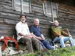 Click to see big picture (667x500 pixels; 54 KB)