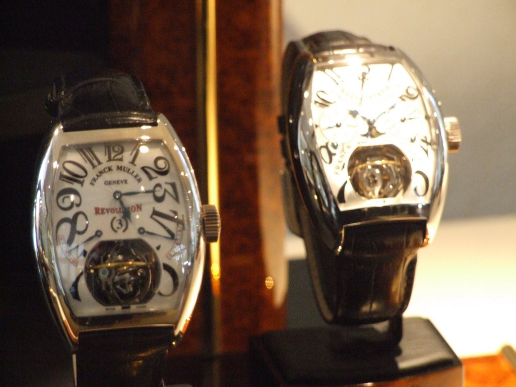 Cliquer pour voir l'image suivante