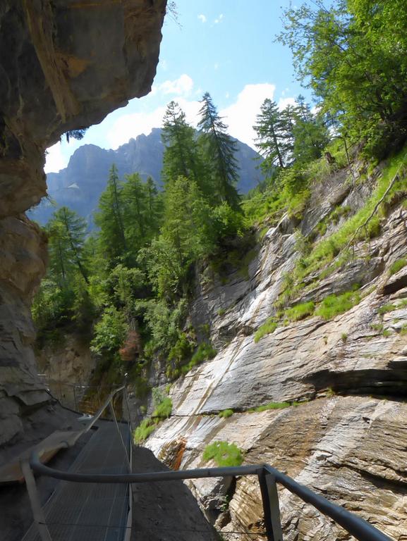 Clic pour l'image suivante