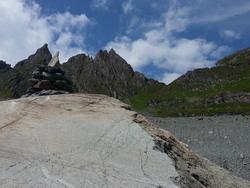 Click to see big picture (1024x768 pixels; 138 KB)