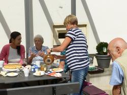 Click to see big picture (1024x768 pixels; 98 KB)