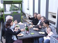 Click to see big picture (1024x768 pixels; 88 KB)