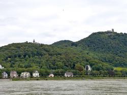 Click to see big picture (1024x768 pixels; 116 KB)