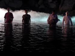 Click to see big picture (1024x768 pixels; 64 KB)