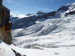 Click to see big picture (1024x768 pixels; 116 KB)