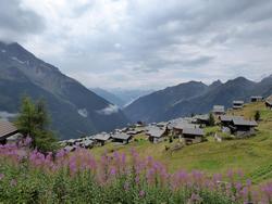 Click to see big picture (1024x768 pixels; 121 KB)