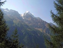 Click to see big picture (1024x768 pixels; 103 KB)