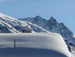 Click to see big picture (1024x768 pixels; 85 KB)