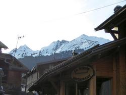 Click to see big picture (1024x768 pixels; 68 KB)