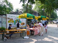 1342.jpg (118593 bytes)