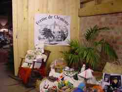 Click to see big picture (667x500 pixels; 30 KB)